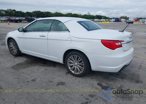 2011 Chrysler 200 Limited z USA, uszkodzony, nr VIN 1C3BC7EG8BN599576